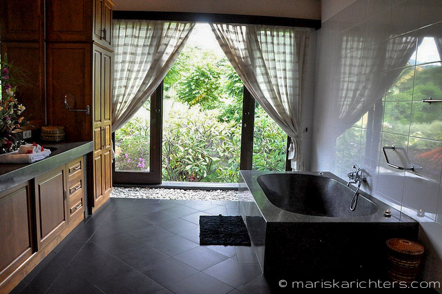 Villa Kembang Kertas Bali - Master bedroom