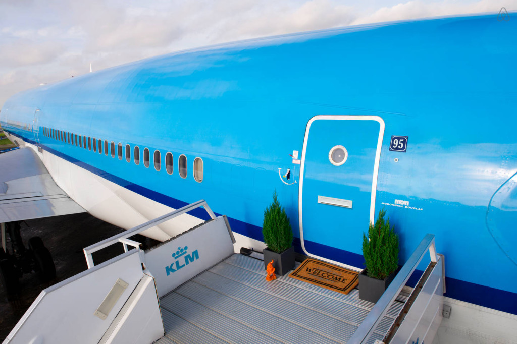 KLM Airplane Apartment on Airbnb